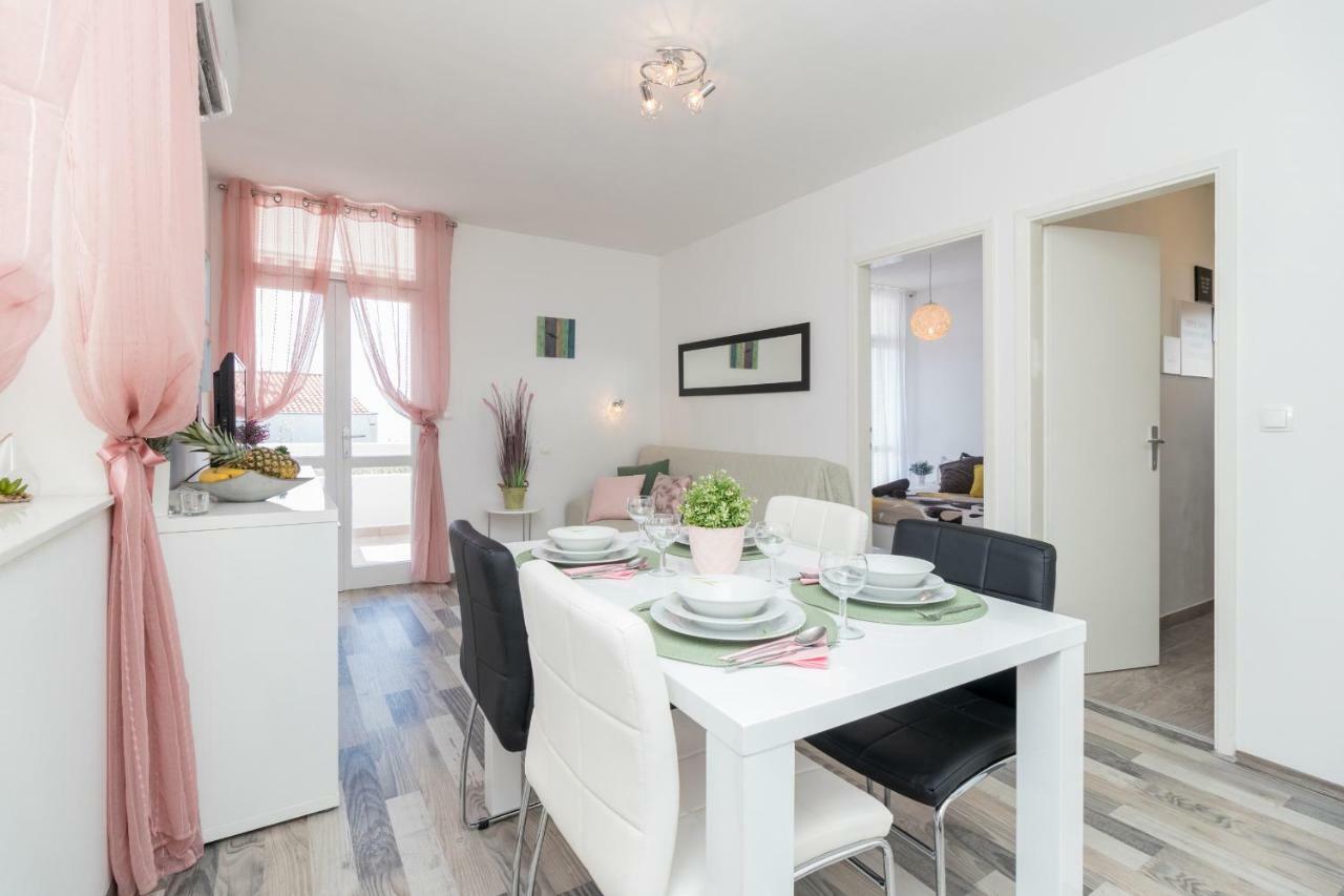 Apartman Roko Petrcane Ngoại thất bức ảnh